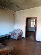 烟厂附近，23.8万肉联厂生活区单元房一楼可过户可贷款